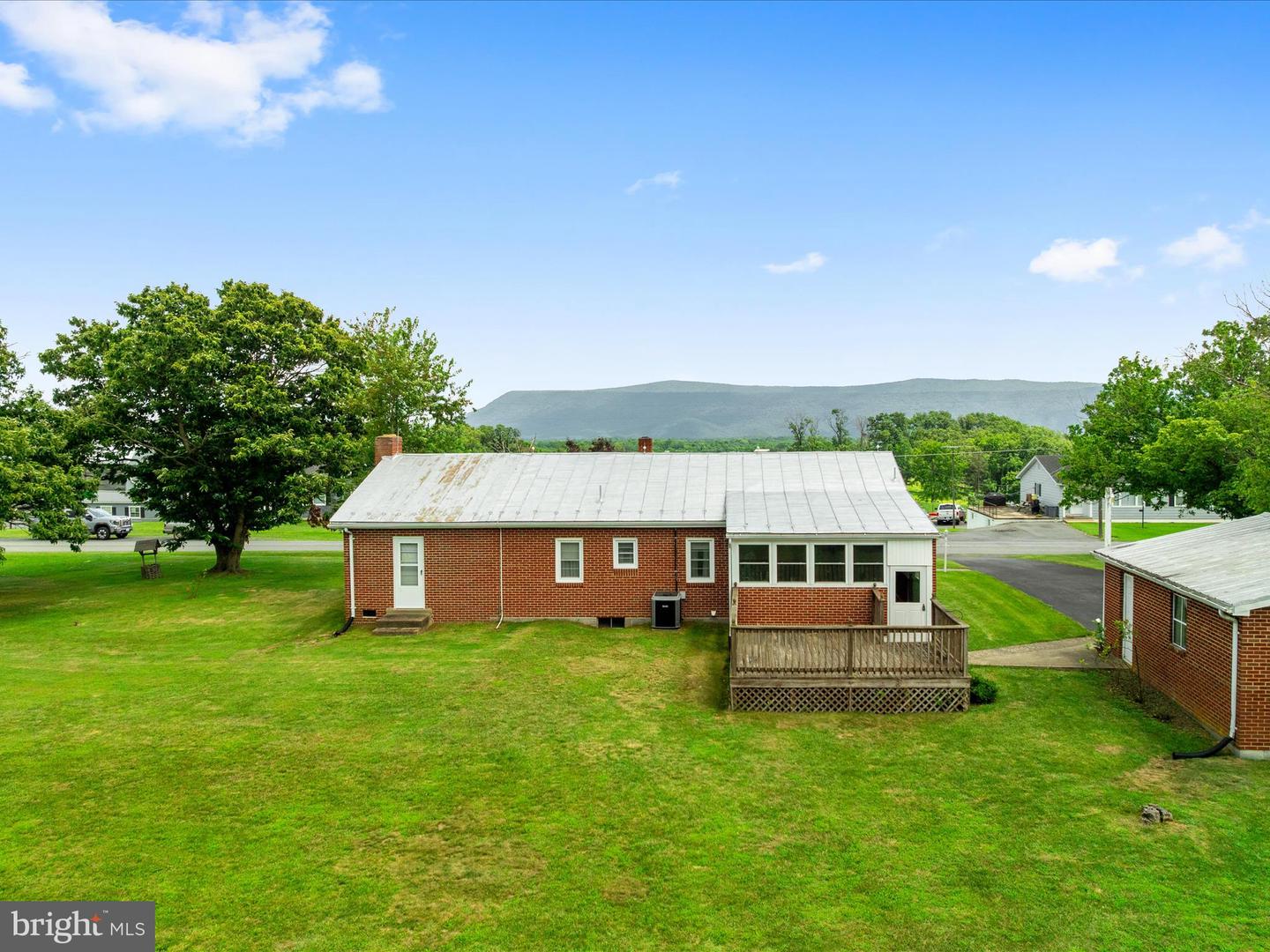355 COPP RD, STRASBURG, Virginia 22657, 3 Bedrooms Bedrooms, ,1 BathroomBathrooms,Residential,For sale,355 COPP RD,VASH2012030 MLS # VASH2012030