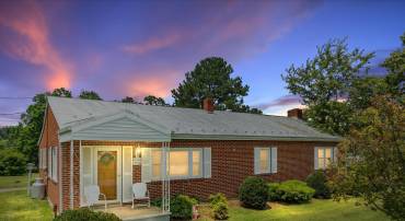 355 COPP RD, STRASBURG, Virginia 22657, 3 Bedrooms Bedrooms, ,1 BathroomBathrooms,Residential,For sale,355 COPP RD,VASH2012030 MLS # VASH2012030