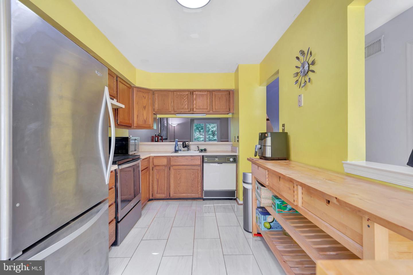 8508 LAUREL OAK DR, SPRINGFIELD, Virginia 22153, 2 Bedrooms Bedrooms, ,2 BathroomsBathrooms,Residential,For sale,8508 LAUREL OAK DR,VAFX2256294 MLS # VAFX2256294
