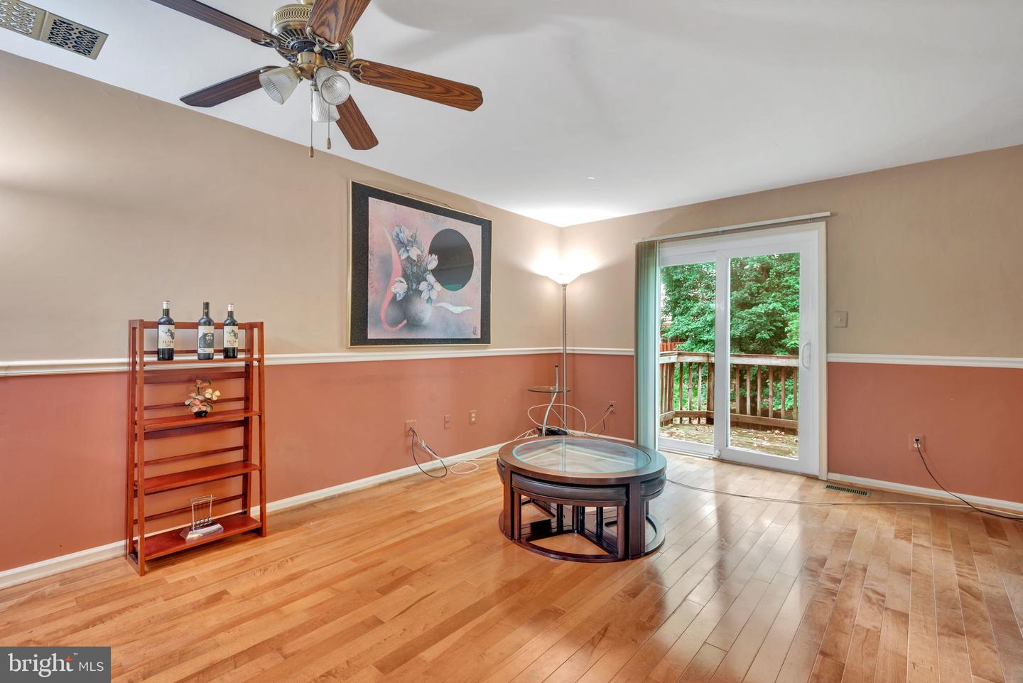 8508 LAUREL OAK DR, SPRINGFIELD, Virginia 22153, 2 Bedrooms Bedrooms, ,2 BathroomsBathrooms,Residential,For sale,8508 LAUREL OAK DR,VAFX2256294 MLS # VAFX2256294