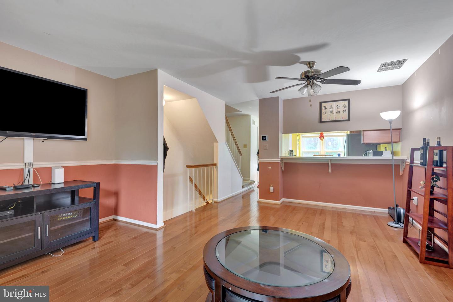 8508 LAUREL OAK DR, SPRINGFIELD, Virginia 22153, 2 Bedrooms Bedrooms, ,2 BathroomsBathrooms,Residential,For sale,8508 LAUREL OAK DR,VAFX2256294 MLS # VAFX2256294