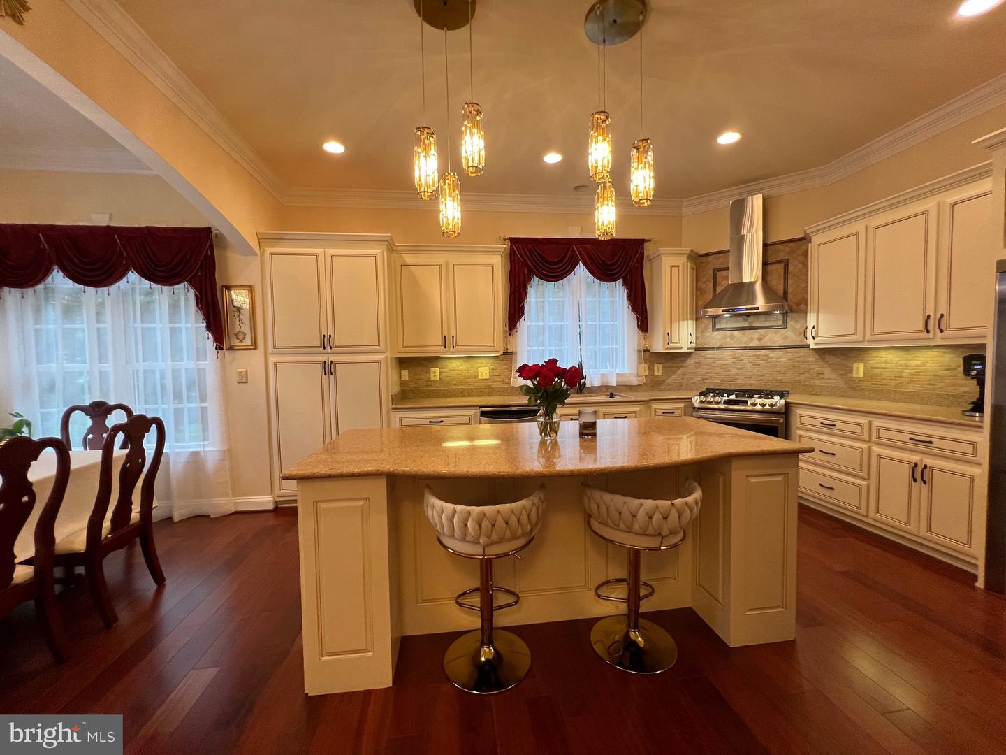 11207 VALOR BRIDGE DR, SPOTSYLVANIA, Virginia 22551, 4 Bedrooms Bedrooms, ,4 BathroomsBathrooms,Residential,For sale,11207 VALOR BRIDGE DR,VASP2034776 MLS # VASP2034776