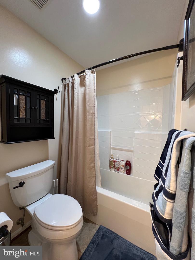 11207 VALOR BRIDGE DR, SPOTSYLVANIA, Virginia 22551, 4 Bedrooms Bedrooms, ,4 BathroomsBathrooms,Residential,For sale,11207 VALOR BRIDGE DR,VASP2034776 MLS # VASP2034776