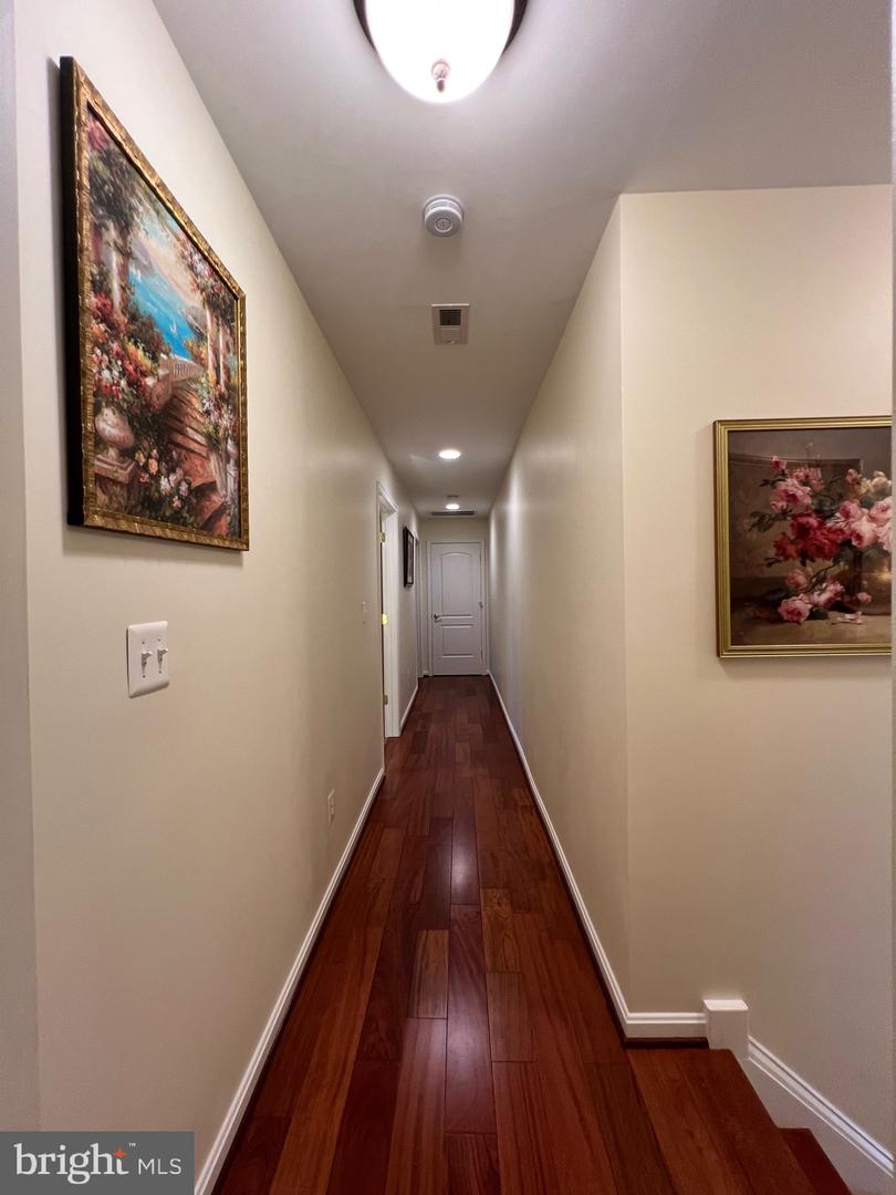 11207 VALOR BRIDGE DR, SPOTSYLVANIA, Virginia 22551, 4 Bedrooms Bedrooms, ,4 BathroomsBathrooms,Residential,For sale,11207 VALOR BRIDGE DR,VASP2034776 MLS # VASP2034776