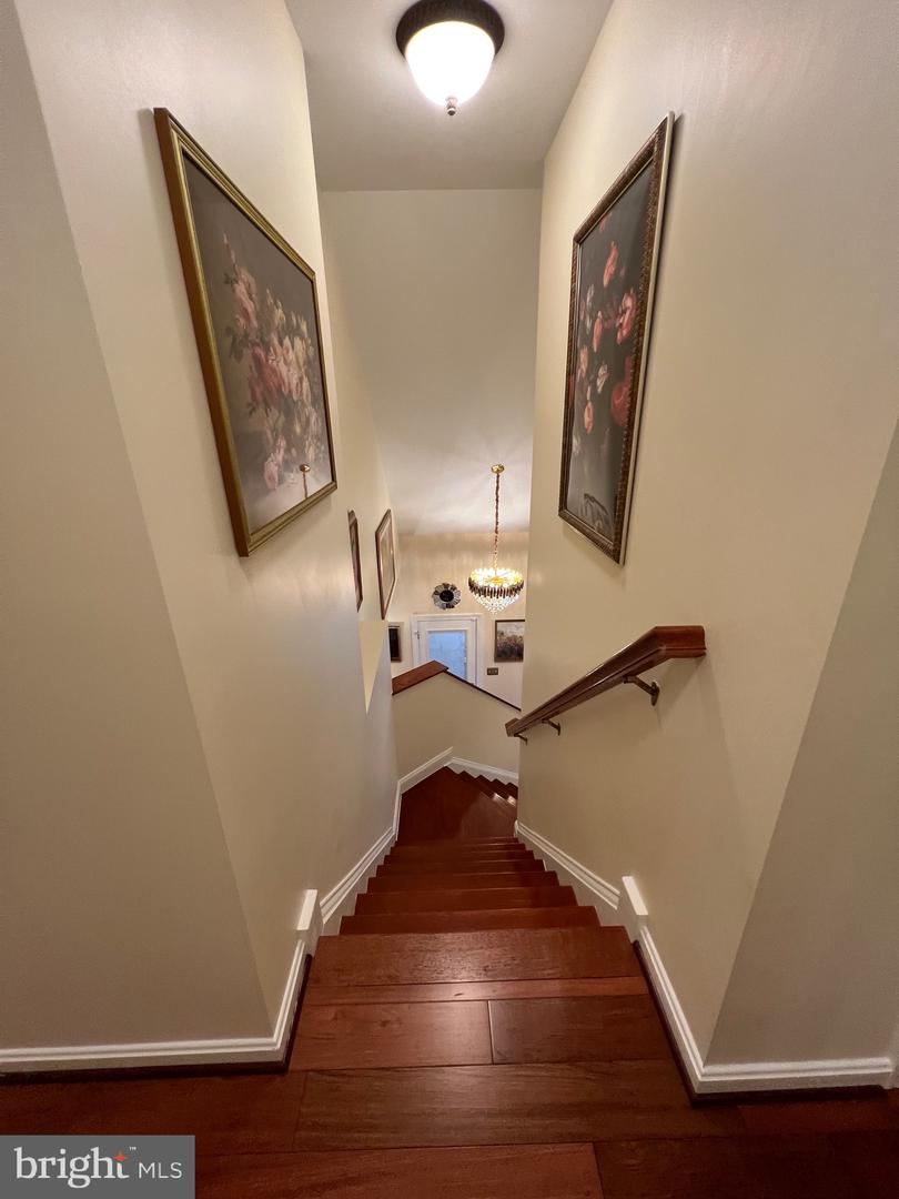 11207 VALOR BRIDGE DR, SPOTSYLVANIA, Virginia 22551, 4 Bedrooms Bedrooms, ,4 BathroomsBathrooms,Residential,For sale,11207 VALOR BRIDGE DR,VASP2034776 MLS # VASP2034776