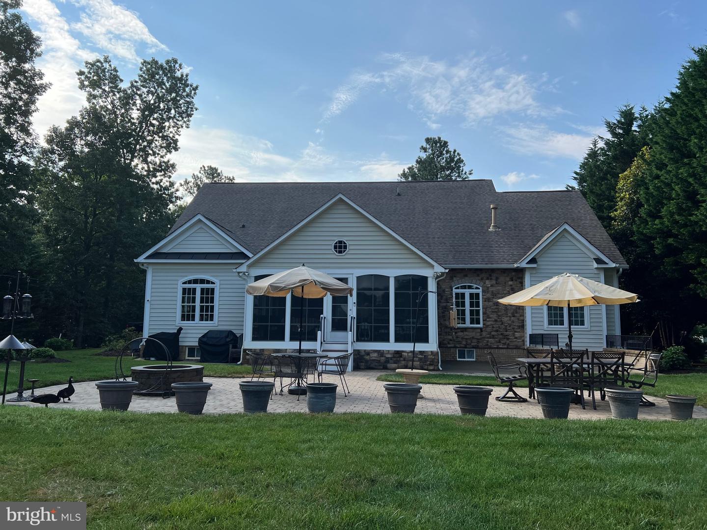 11207 VALOR BRIDGE DR, SPOTSYLVANIA, Virginia 22551, 4 Bedrooms Bedrooms, ,4 BathroomsBathrooms,Residential,For sale,11207 VALOR BRIDGE DR,VASP2034776 MLS # VASP2034776