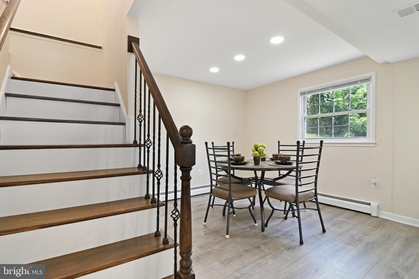 4309 KENTLAND DR, WOODBRIDGE, Virginia 22193, 3 Bedrooms Bedrooms, ,1 BathroomBathrooms,Residential,For sale,4309 KENTLAND DR,VAPW2099568 MLS # VAPW2099568