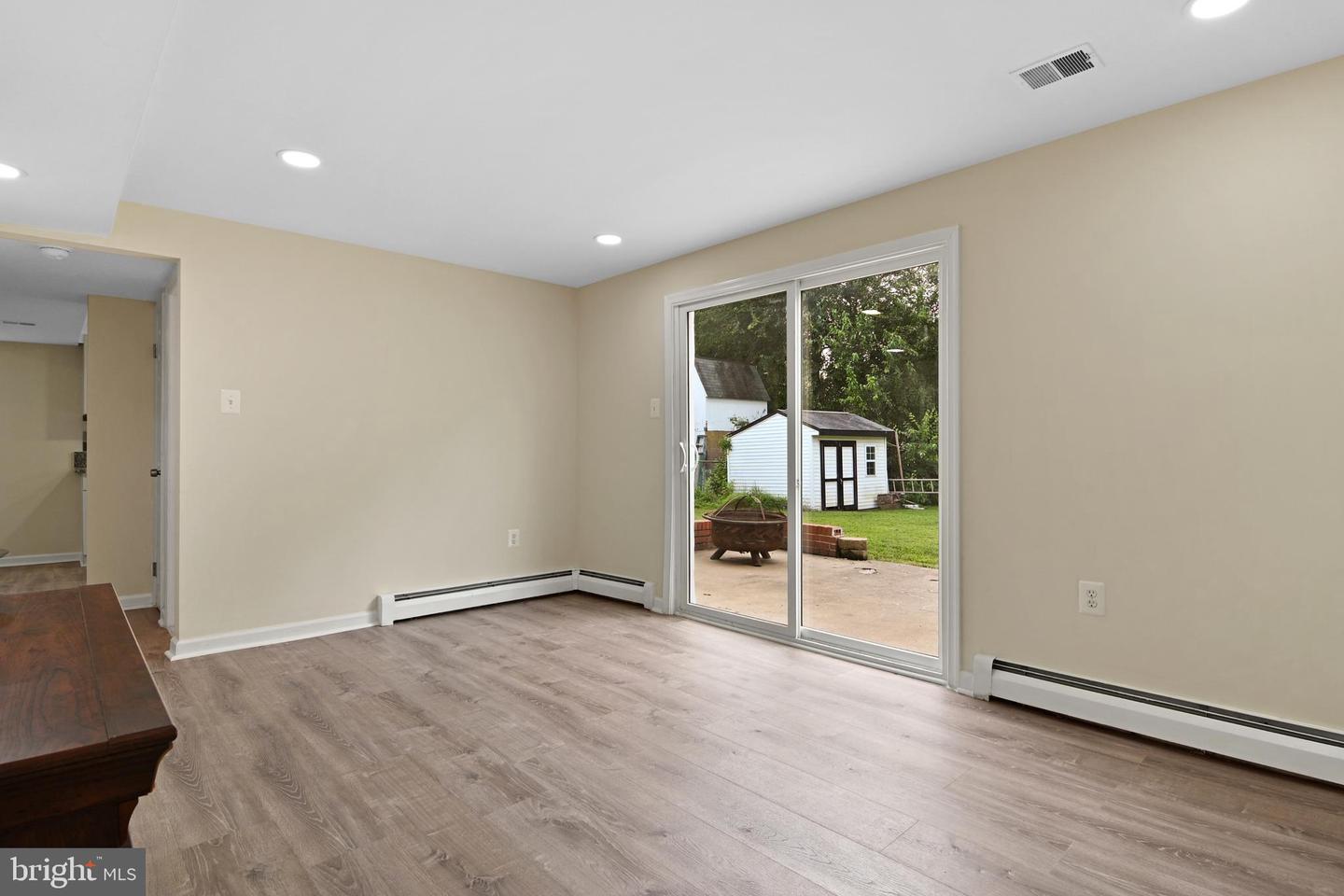 4309 KENTLAND DR, WOODBRIDGE, Virginia 22193, 3 Bedrooms Bedrooms, ,1 BathroomBathrooms,Residential,For sale,4309 KENTLAND DR,VAPW2099568 MLS # VAPW2099568