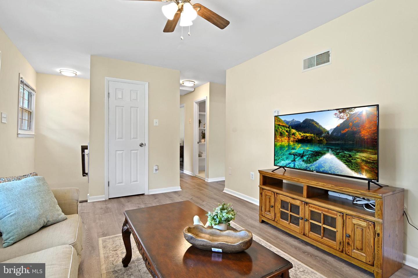 4309 KENTLAND DR, WOODBRIDGE, Virginia 22193, 3 Bedrooms Bedrooms, ,1 BathroomBathrooms,Residential,For sale,4309 KENTLAND DR,VAPW2099568 MLS # VAPW2099568