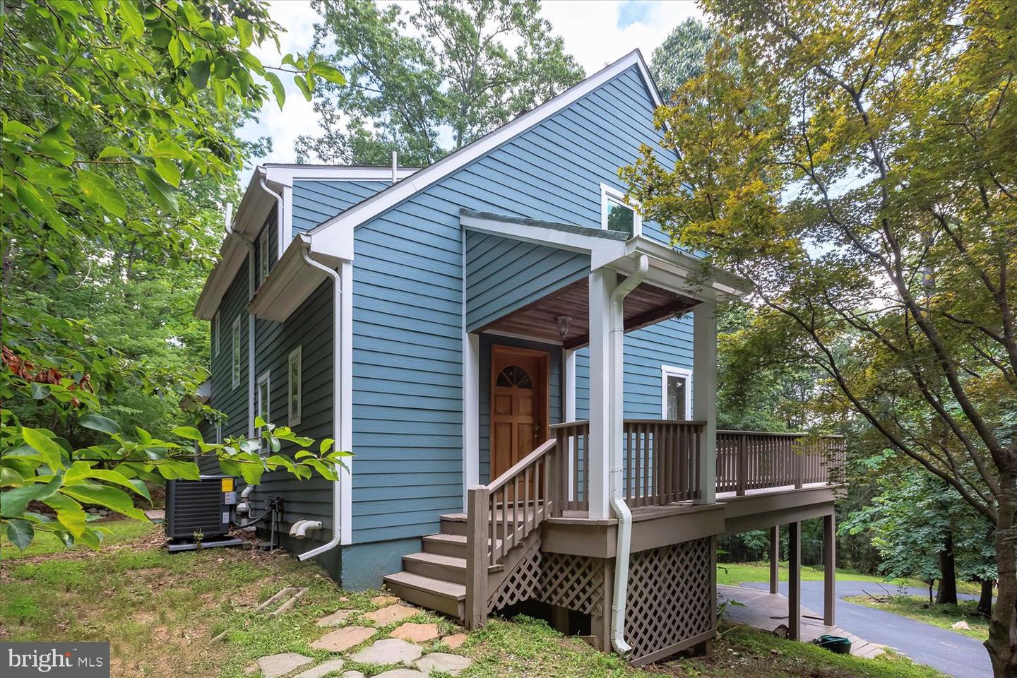 34942 CHARLES TOWN PIKE, HILLSBORO, Virginia 20132, 3 Bedrooms Bedrooms, ,2 BathroomsBathrooms,Residential,For sale,34942 CHARLES TOWN PIKE,VALO2102638 MLS # VALO2102638