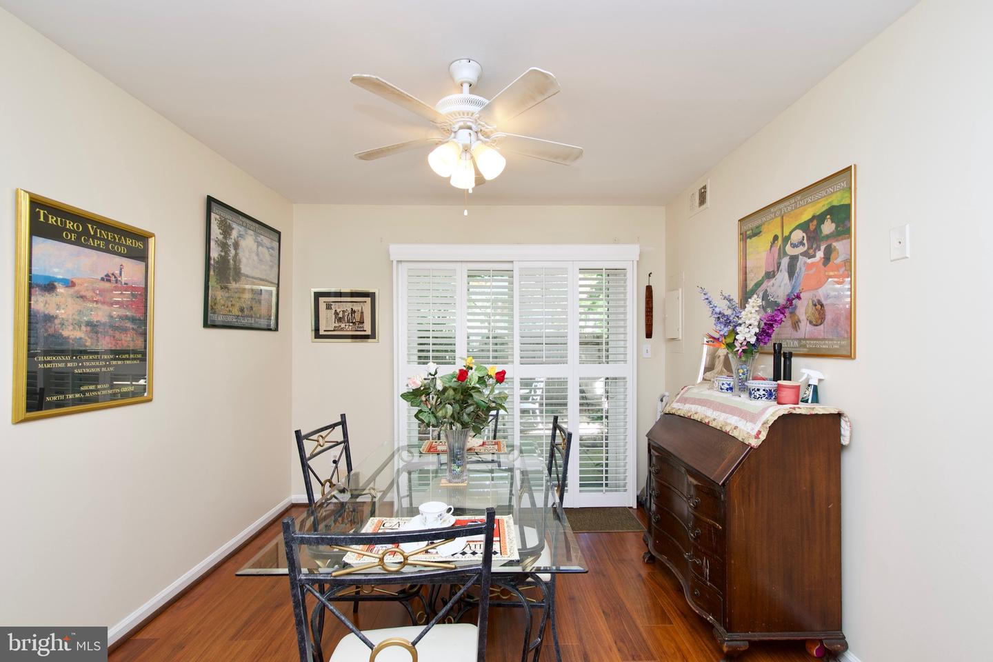 8425 PENSHURST DR #595, SPRINGFIELD, Virginia 22152, 3 Bedrooms Bedrooms, ,2 BathroomsBathrooms,Residential,For sale,8425 PENSHURST DR #595,VAFX2256640 MLS # VAFX2256640