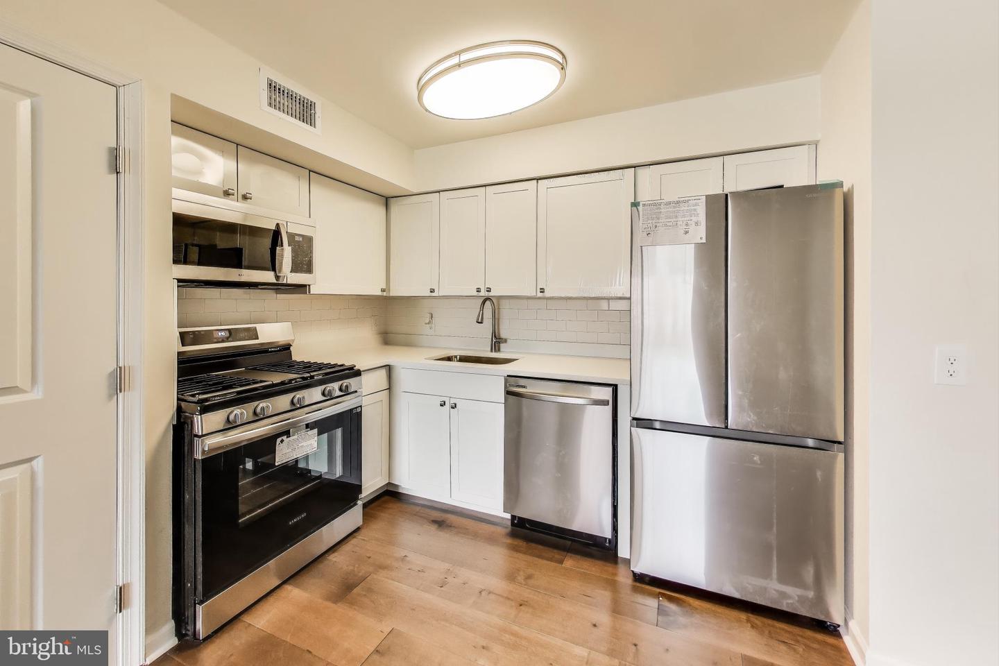 3044 PINEVIEW CT NE #3044, WASHINGTON, District Of Columbia 20018, 2 Bedrooms Bedrooms, ,1 BathroomBathrooms,Residential,For sale,3044 PINEVIEW CT NE #3044,DCDC2211312 MLS # DCDC2211312