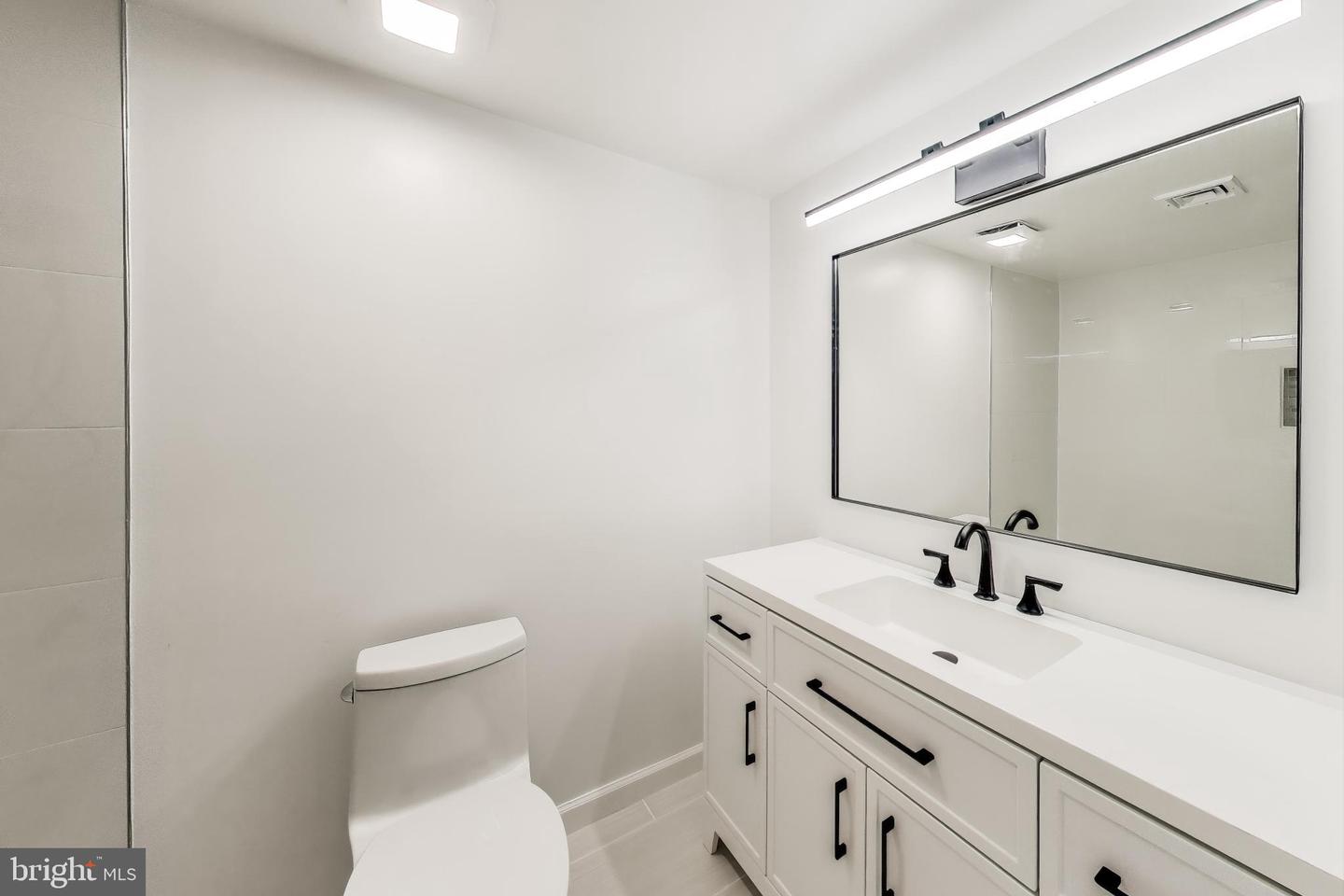 3044 PINEVIEW CT NE #3044, WASHINGTON, District Of Columbia 20018, 2 Bedrooms Bedrooms, ,1 BathroomBathrooms,Residential,For sale,3044 PINEVIEW CT NE #3044,DCDC2211312 MLS # DCDC2211312