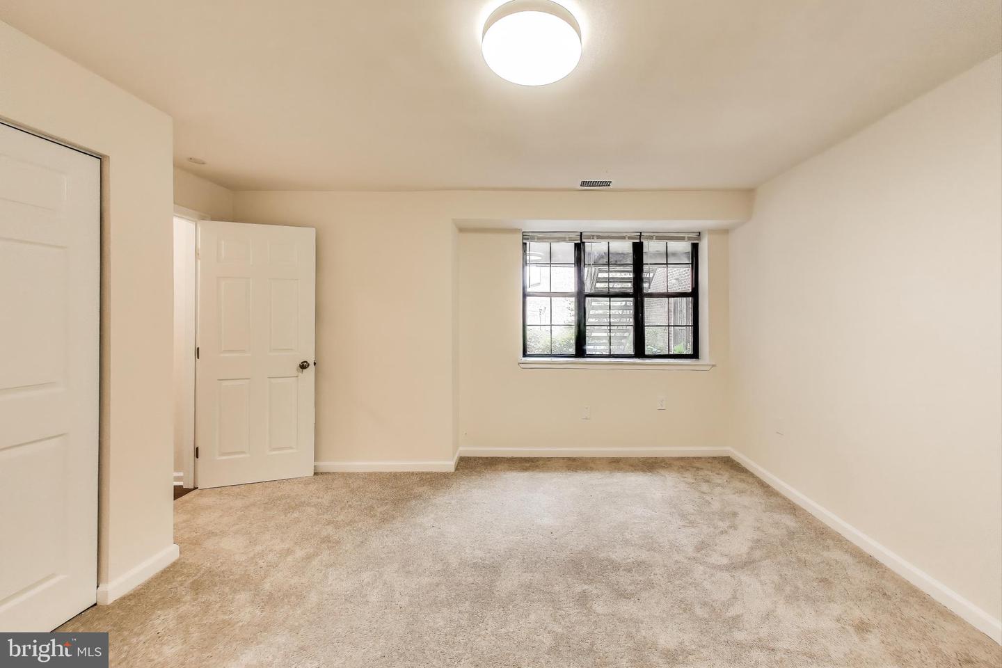 3044 PINEVIEW CT NE #3044, WASHINGTON, District Of Columbia 20018, 2 Bedrooms Bedrooms, ,1 BathroomBathrooms,Residential,For sale,3044 PINEVIEW CT NE #3044,DCDC2211312 MLS # DCDC2211312