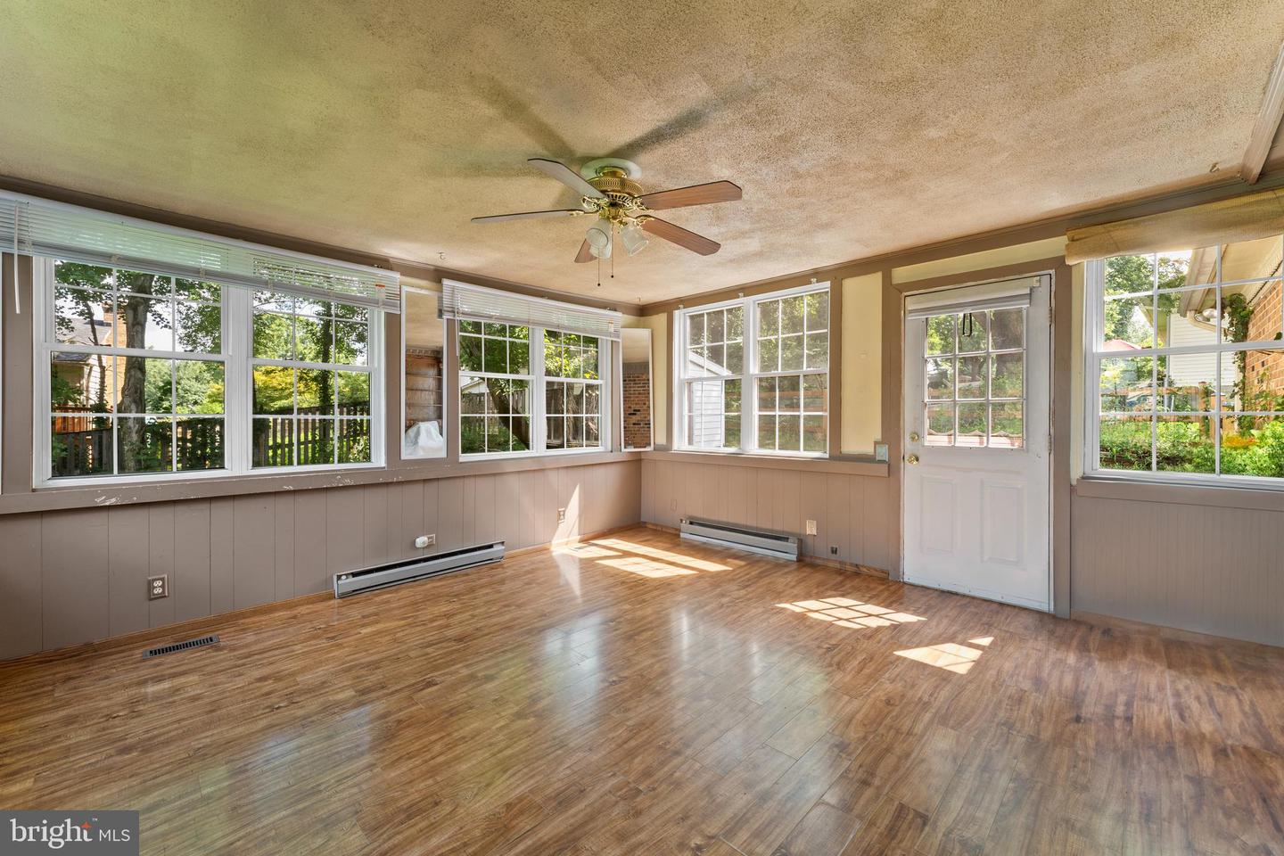 508 FERRY RD, FREDERICKSBURG, Virginia 22405, 3 Bedrooms Bedrooms, ,2 BathroomsBathrooms,Residential,For sale,508 FERRY RD,VAST2041006 MLS # VAST2041006