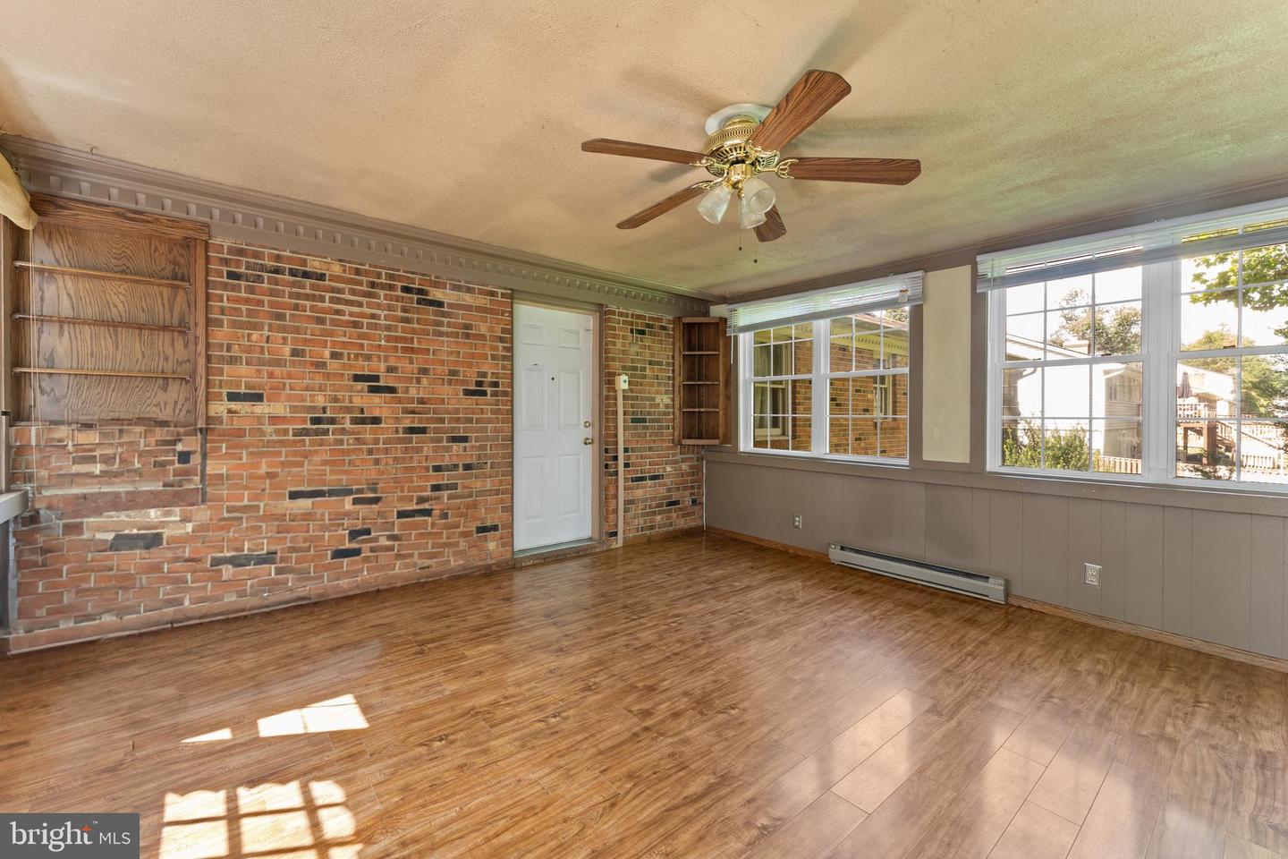 508 FERRY RD, FREDERICKSBURG, Virginia 22405, 3 Bedrooms Bedrooms, ,2 BathroomsBathrooms,Residential,For sale,508 FERRY RD,VAST2041006 MLS # VAST2041006