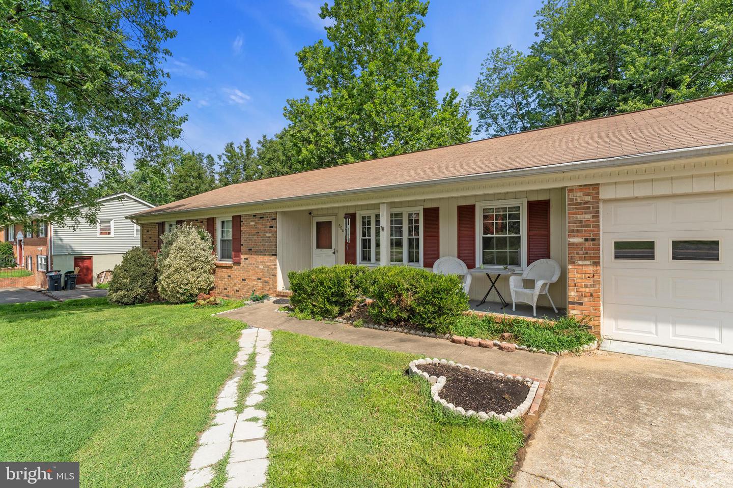 508 FERRY RD, FREDERICKSBURG, Virginia 22405, 3 Bedrooms Bedrooms, ,2 BathroomsBathrooms,Residential,For sale,508 FERRY RD,VAST2041006 MLS # VAST2041006