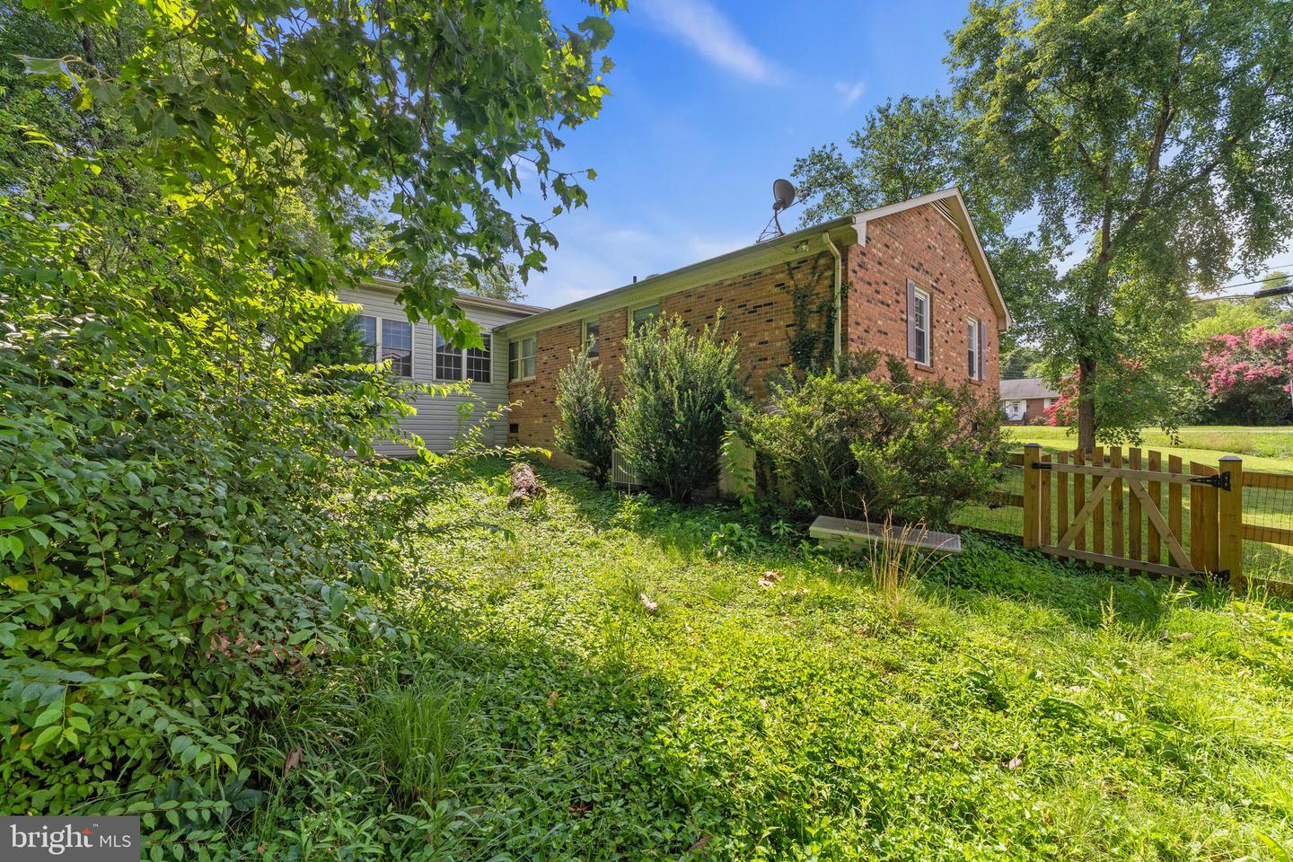508 FERRY RD, FREDERICKSBURG, Virginia 22405, 3 Bedrooms Bedrooms, ,2 BathroomsBathrooms,Residential,For sale,508 FERRY RD,VAST2041006 MLS # VAST2041006