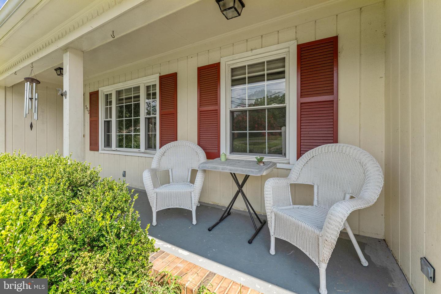 508 FERRY RD, FREDERICKSBURG, Virginia 22405, 3 Bedrooms Bedrooms, ,2 BathroomsBathrooms,Residential,For sale,508 FERRY RD,VAST2041006 MLS # VAST2041006