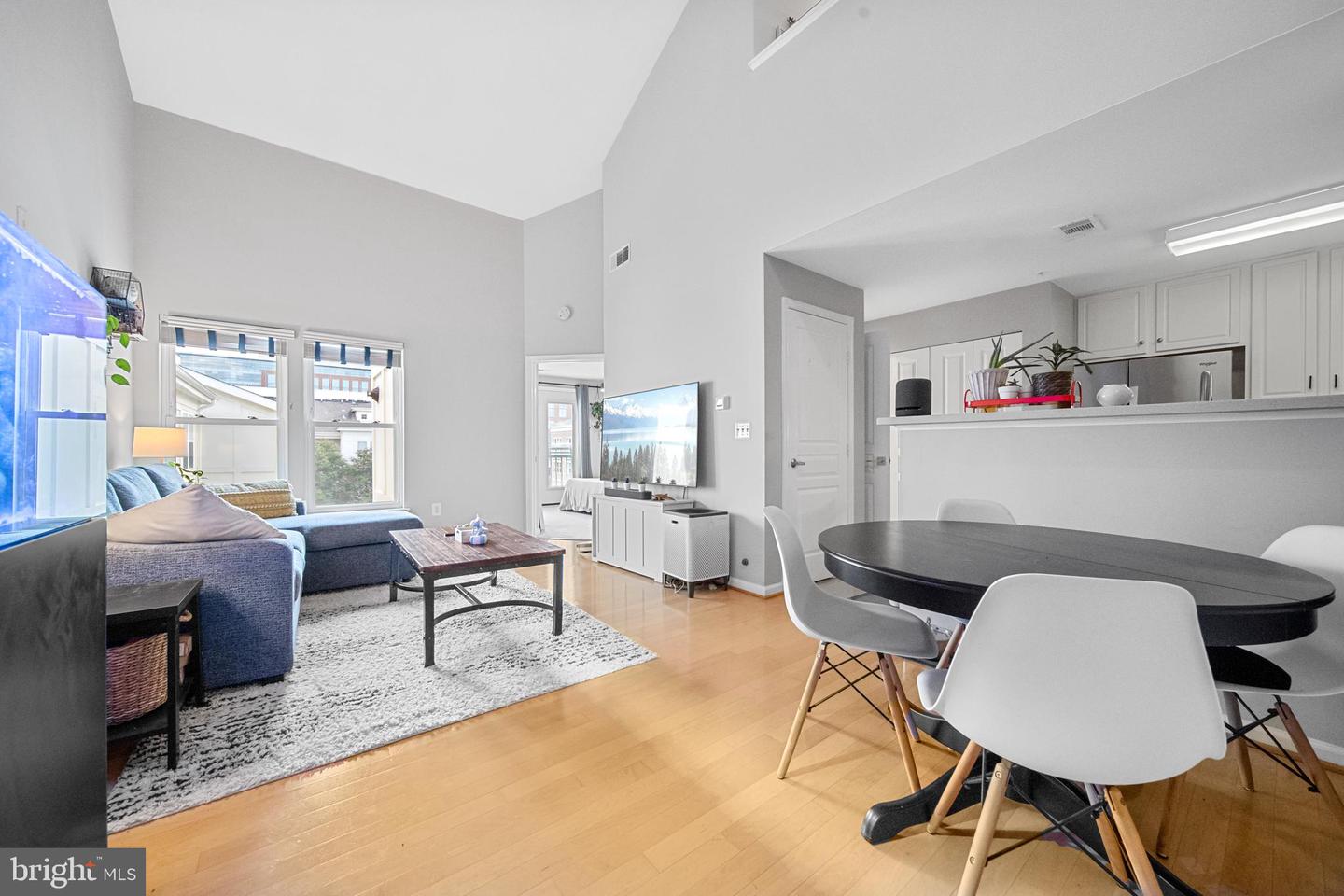 12001 MARKET ST #428, RESTON, Virginia 20190, 1 Bedroom Bedrooms, 5 Rooms Rooms,1 BathroomBathrooms,Residential,For sale,12001 MARKET ST #428,VAFX2256664 MLS # VAFX2256664