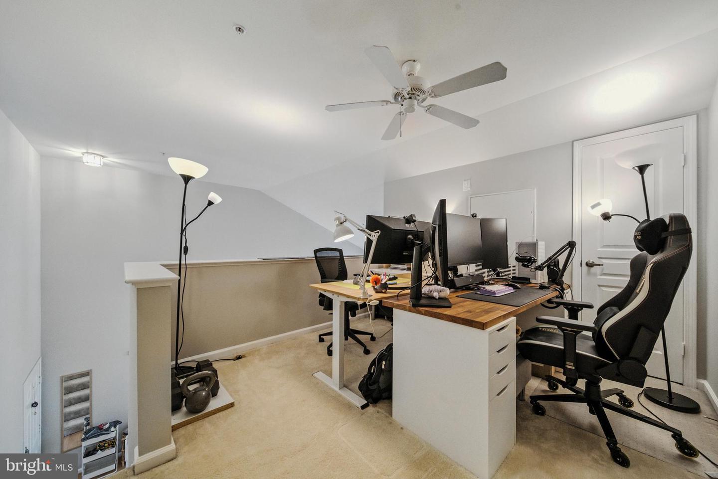 12001 MARKET ST #428, RESTON, Virginia 20190, 1 Bedroom Bedrooms, 5 Rooms Rooms,1 BathroomBathrooms,Residential,For sale,12001 MARKET ST #428,VAFX2256664 MLS # VAFX2256664