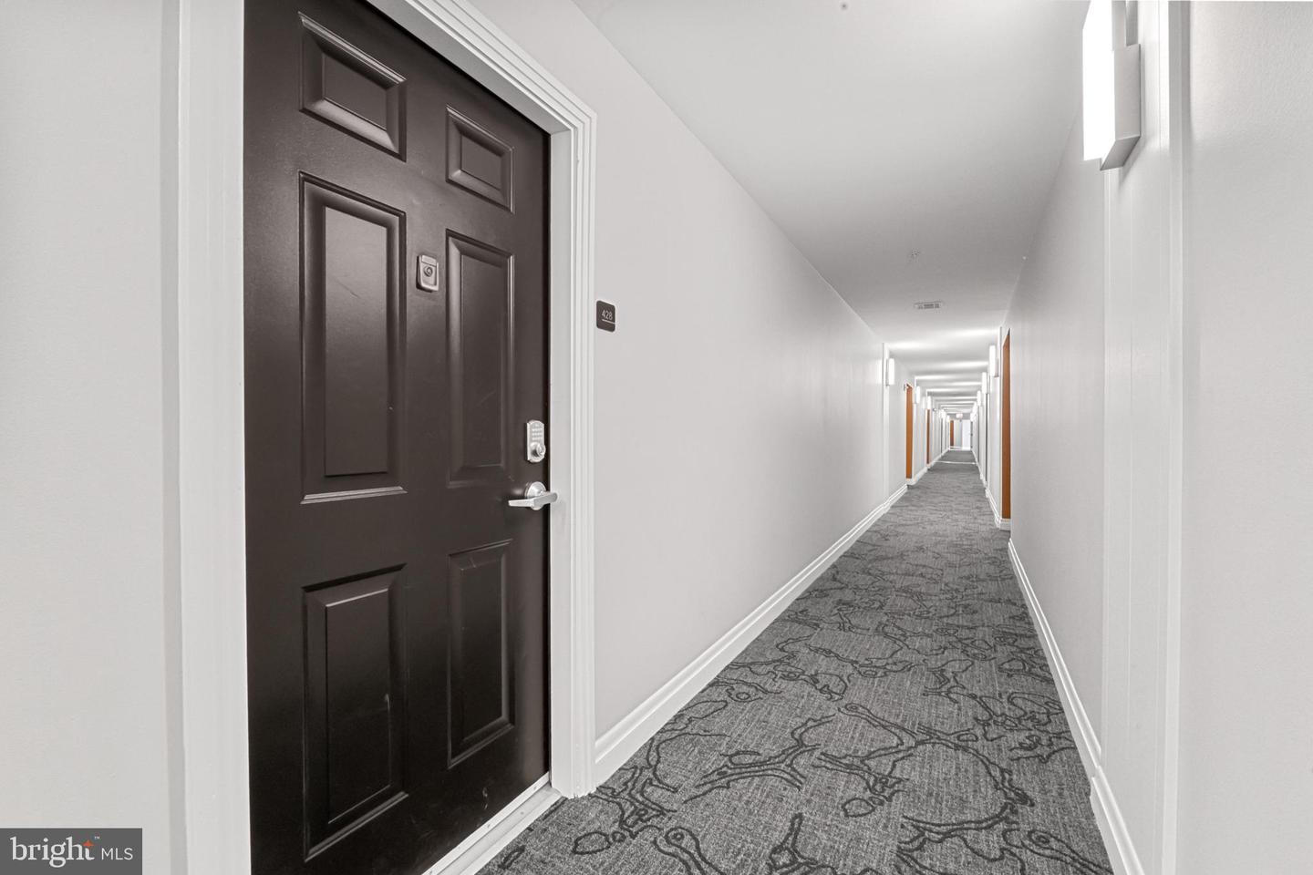 12001 MARKET ST #428, RESTON, Virginia 20190, 1 Bedroom Bedrooms, 5 Rooms Rooms,1 BathroomBathrooms,Residential,For sale,12001 MARKET ST #428,VAFX2256664 MLS # VAFX2256664