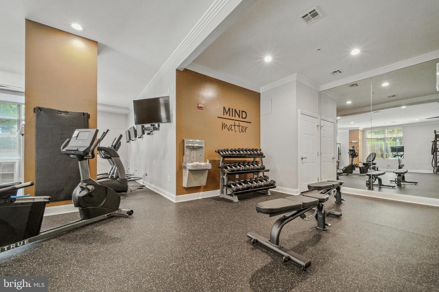 12001 MARKET ST #428, RESTON, Virginia 20190, 1 Bedroom Bedrooms, 5 Rooms Rooms,1 BathroomBathrooms,Residential,For sale,12001 MARKET ST #428,VAFX2256664 MLS # VAFX2256664