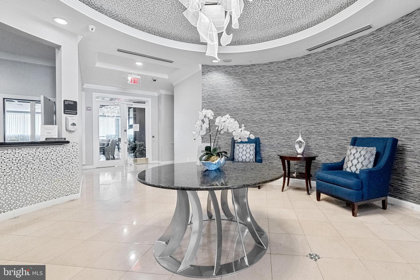 12001 MARKET ST #428, RESTON, Virginia 20190, 1 Bedroom Bedrooms, 5 Rooms Rooms,1 BathroomBathrooms,Residential,For sale,12001 MARKET ST #428,VAFX2256664 MLS # VAFX2256664