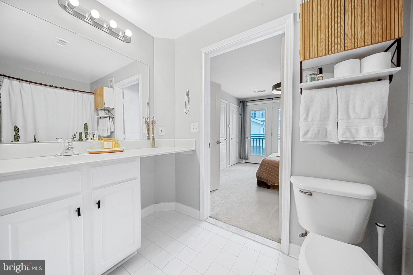 12001 MARKET ST #428, RESTON, Virginia 20190, 1 Bedroom Bedrooms, 5 Rooms Rooms,1 BathroomBathrooms,Residential,For sale,12001 MARKET ST #428,VAFX2256664 MLS # VAFX2256664