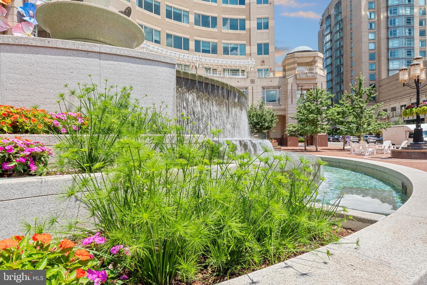 12001 MARKET ST #428, RESTON, Virginia 20190, 1 Bedroom Bedrooms, 5 Rooms Rooms,1 BathroomBathrooms,Residential,For sale,12001 MARKET ST #428,VAFX2256664 MLS # VAFX2256664