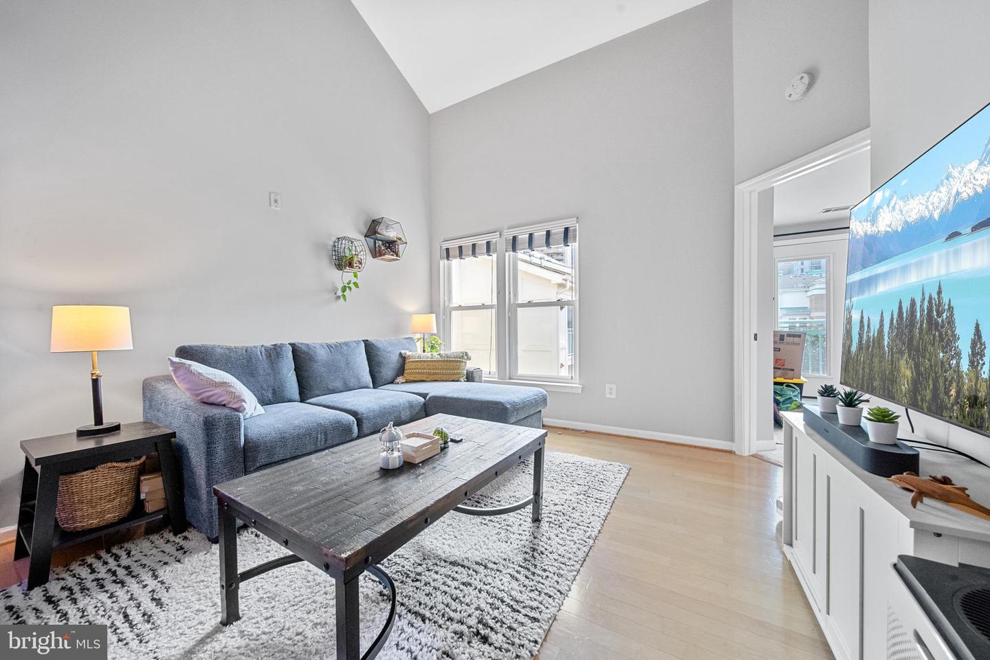 12001 MARKET ST #428, RESTON, Virginia 20190, 1 Bedroom Bedrooms, 5 Rooms Rooms,1 BathroomBathrooms,Residential,For sale,12001 MARKET ST #428,VAFX2256664 MLS # VAFX2256664