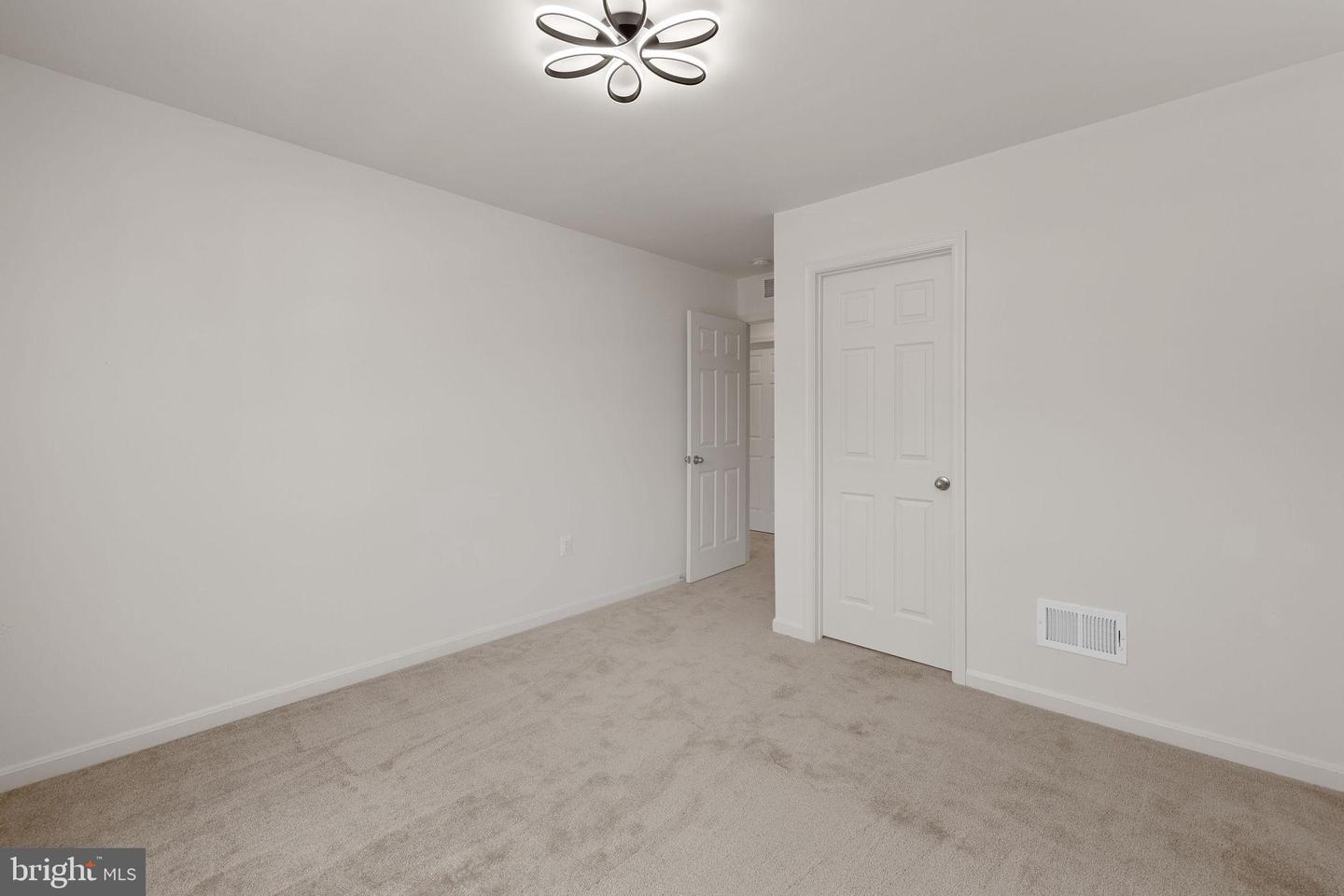 11520 BLUESTEM WAY, FREDERICKSBURG, Virginia 22407, 3 Bedrooms Bedrooms, 8 Rooms Rooms,2 BathroomsBathrooms,Residential,For sale,11520 BLUESTEM WAY,VASP2034816 MLS # VASP2034816