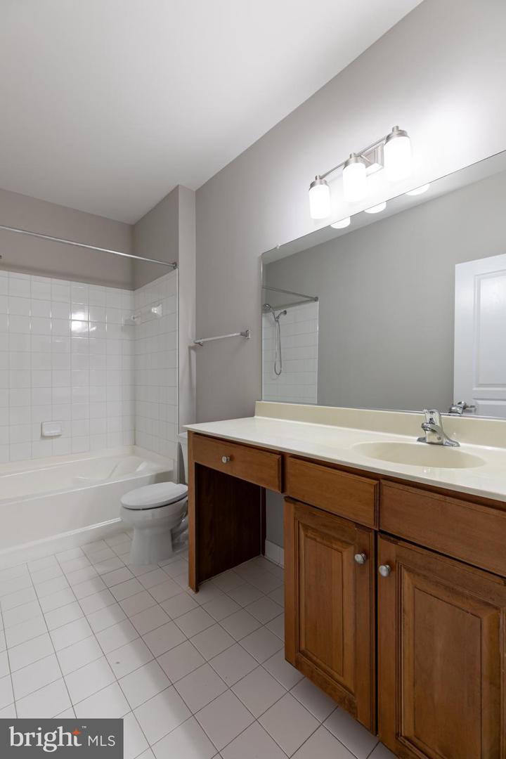 12001 MARKET ST #217, RESTON, Virginia 20190, 2 Bedrooms Bedrooms, ,2 BathroomsBathrooms,Residential,For sale,12001 MARKET ST #217,VAFX2256566 MLS # VAFX2256566