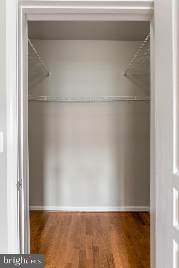 12001 MARKET ST #217, RESTON, Virginia 20190, 2 Bedrooms Bedrooms, ,2 BathroomsBathrooms,Residential,For sale,12001 MARKET ST #217,VAFX2256566 MLS # VAFX2256566