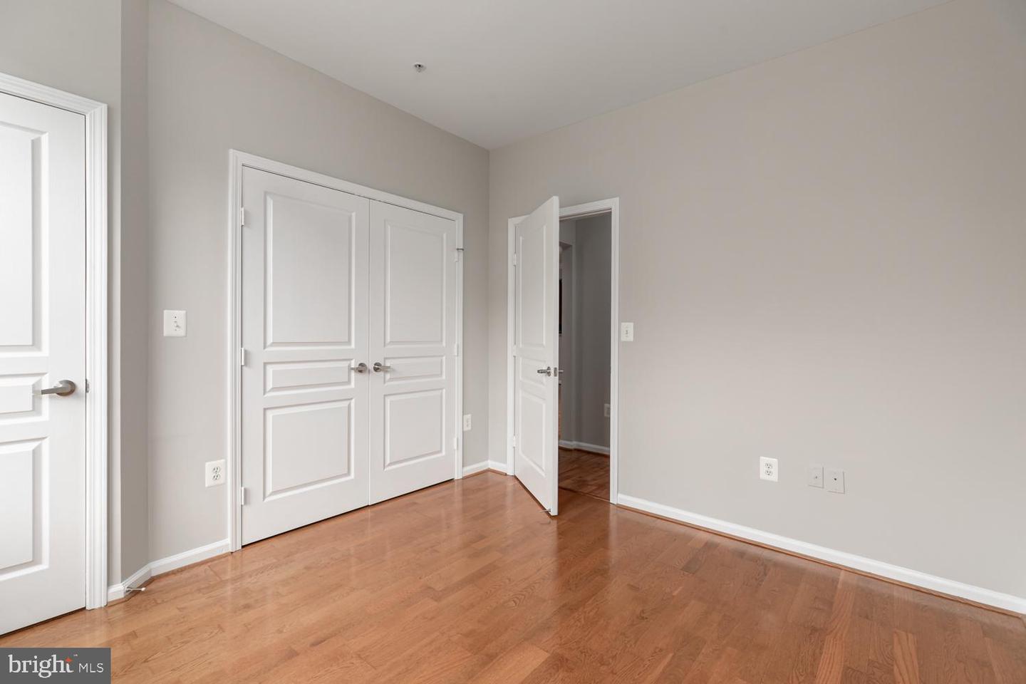 12001 MARKET ST #217, RESTON, Virginia 20190, 2 Bedrooms Bedrooms, ,2 BathroomsBathrooms,Residential,For sale,12001 MARKET ST #217,VAFX2256566 MLS # VAFX2256566