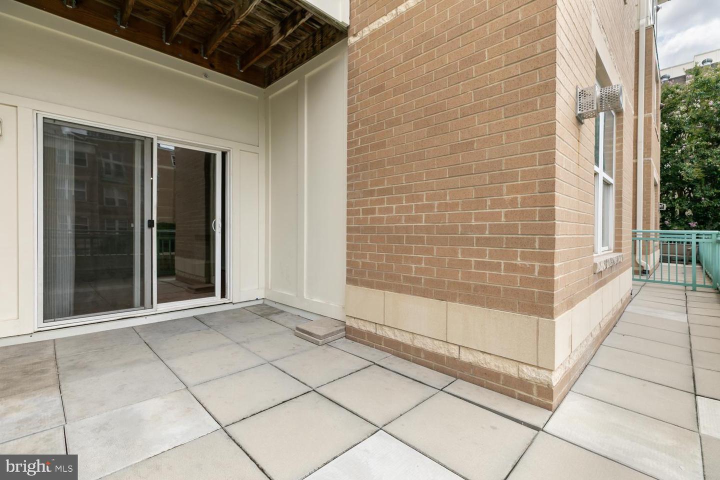 12001 MARKET ST #217, RESTON, Virginia 20190, 2 Bedrooms Bedrooms, ,2 BathroomsBathrooms,Residential,For sale,12001 MARKET ST #217,VAFX2256566 MLS # VAFX2256566