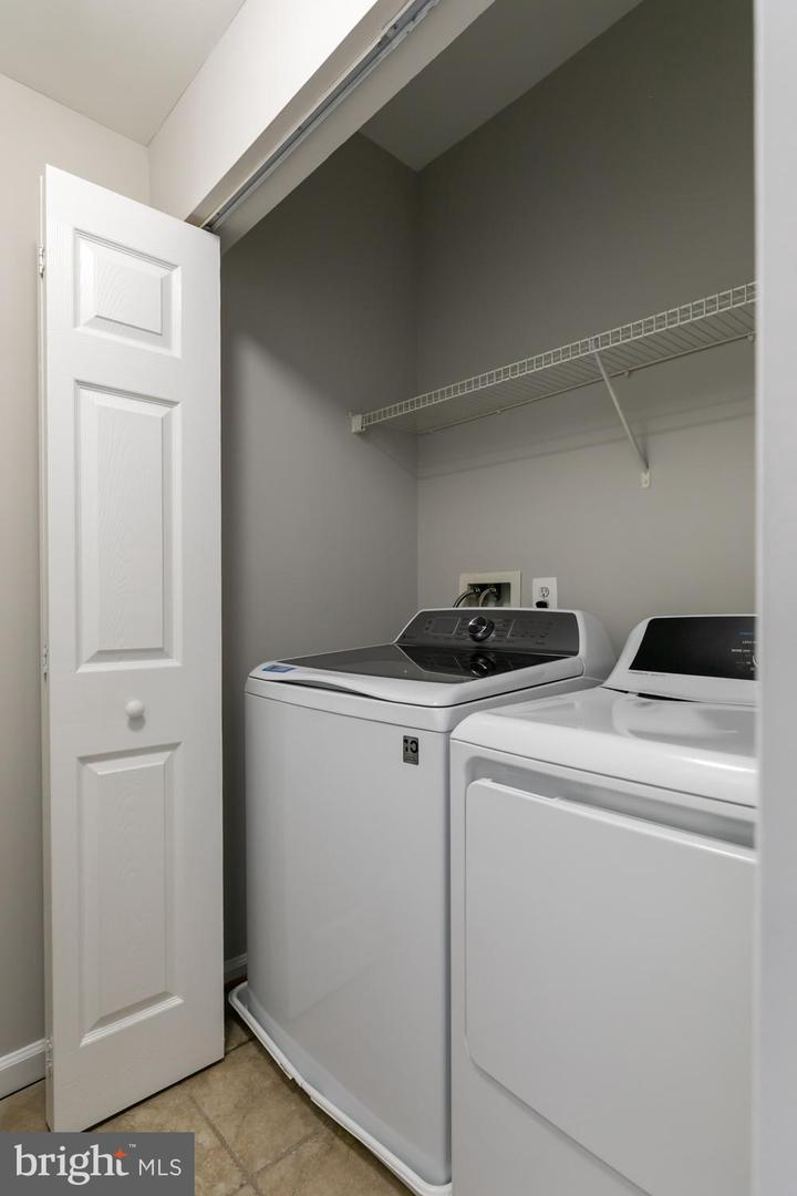 12001 MARKET ST #217, RESTON, Virginia 20190, 2 Bedrooms Bedrooms, ,2 BathroomsBathrooms,Residential,For sale,12001 MARKET ST #217,VAFX2256566 MLS # VAFX2256566