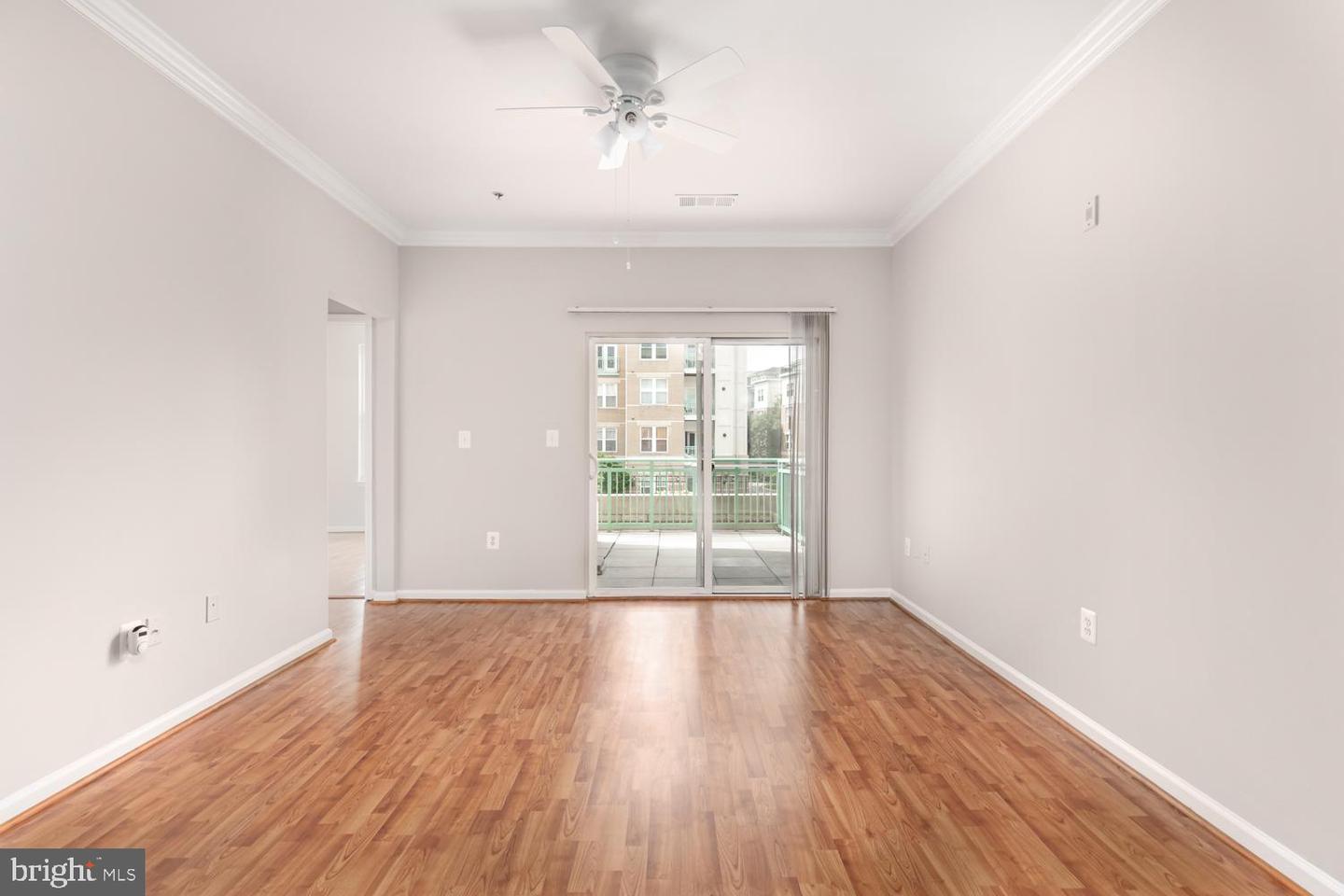 12001 MARKET ST #217, RESTON, Virginia 20190, 2 Bedrooms Bedrooms, ,2 BathroomsBathrooms,Residential,For sale,12001 MARKET ST #217,VAFX2256566 MLS # VAFX2256566