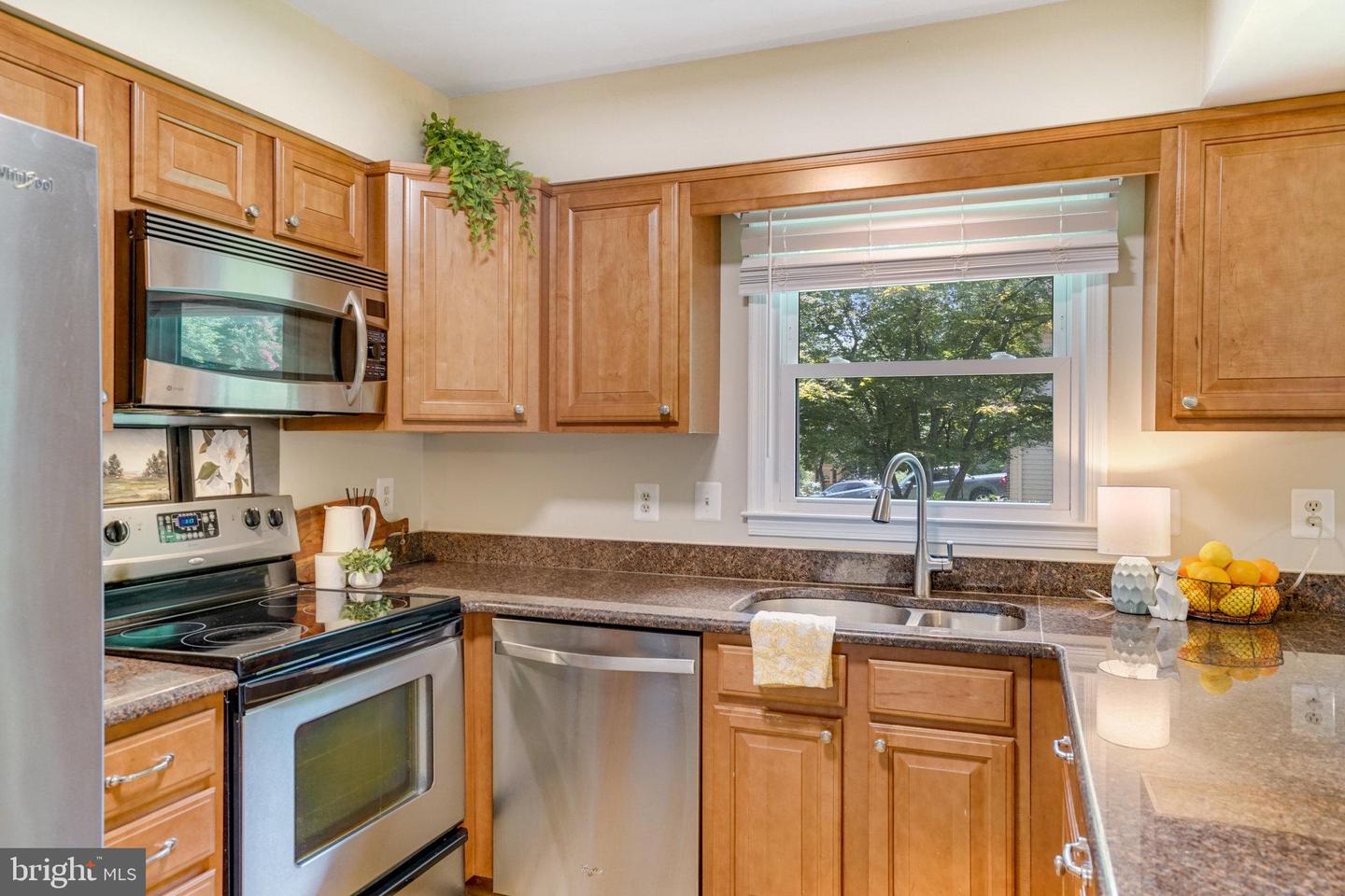 7208 FLOWER TUFT CT, SPRINGFIELD, Virginia 22153, 4 Bedrooms Bedrooms, ,2 BathroomsBathrooms,Residential,For sale,7208 FLOWER TUFT CT,VAFX2256602 MLS # VAFX2256602