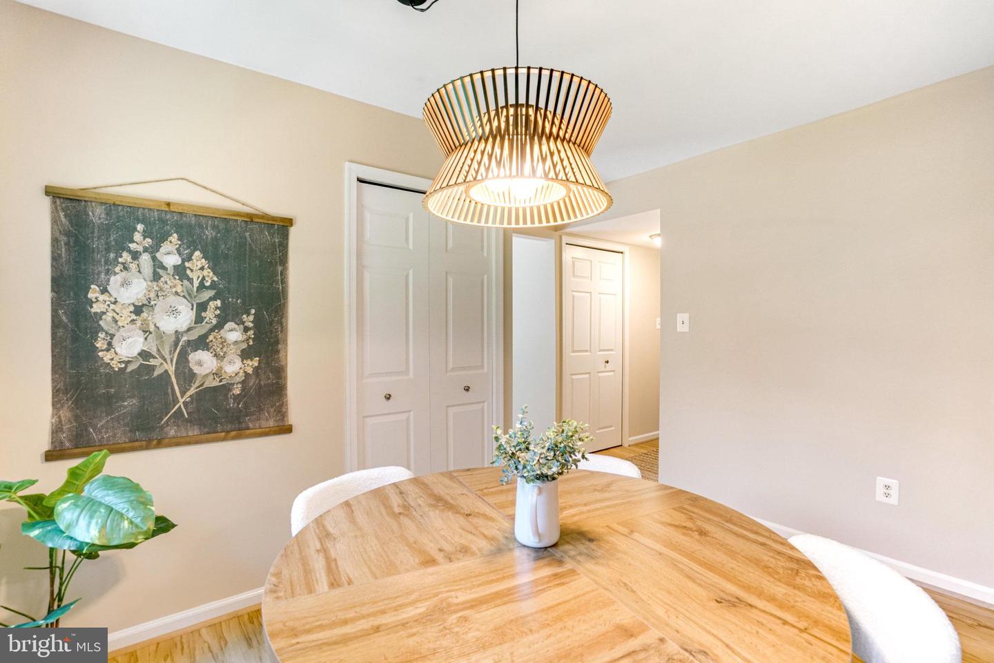 7208 FLOWER TUFT CT, SPRINGFIELD, Virginia 22153, 4 Bedrooms Bedrooms, ,2 BathroomsBathrooms,Residential,For sale,7208 FLOWER TUFT CT,VAFX2256602 MLS # VAFX2256602