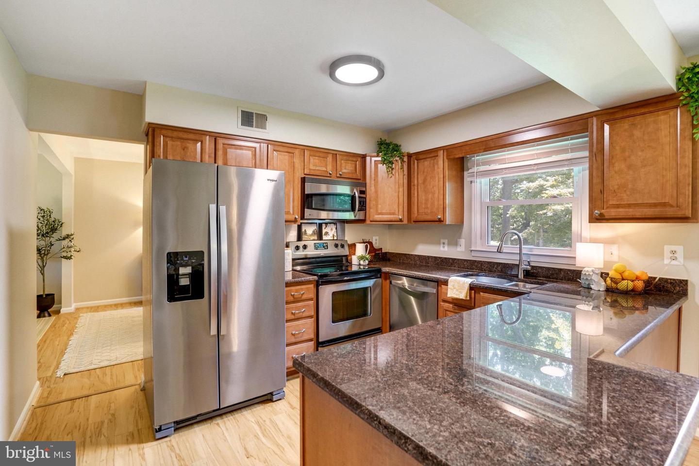 7208 FLOWER TUFT CT, SPRINGFIELD, Virginia 22153, 4 Bedrooms Bedrooms, ,2 BathroomsBathrooms,Residential,For sale,7208 FLOWER TUFT CT,VAFX2256602 MLS # VAFX2256602