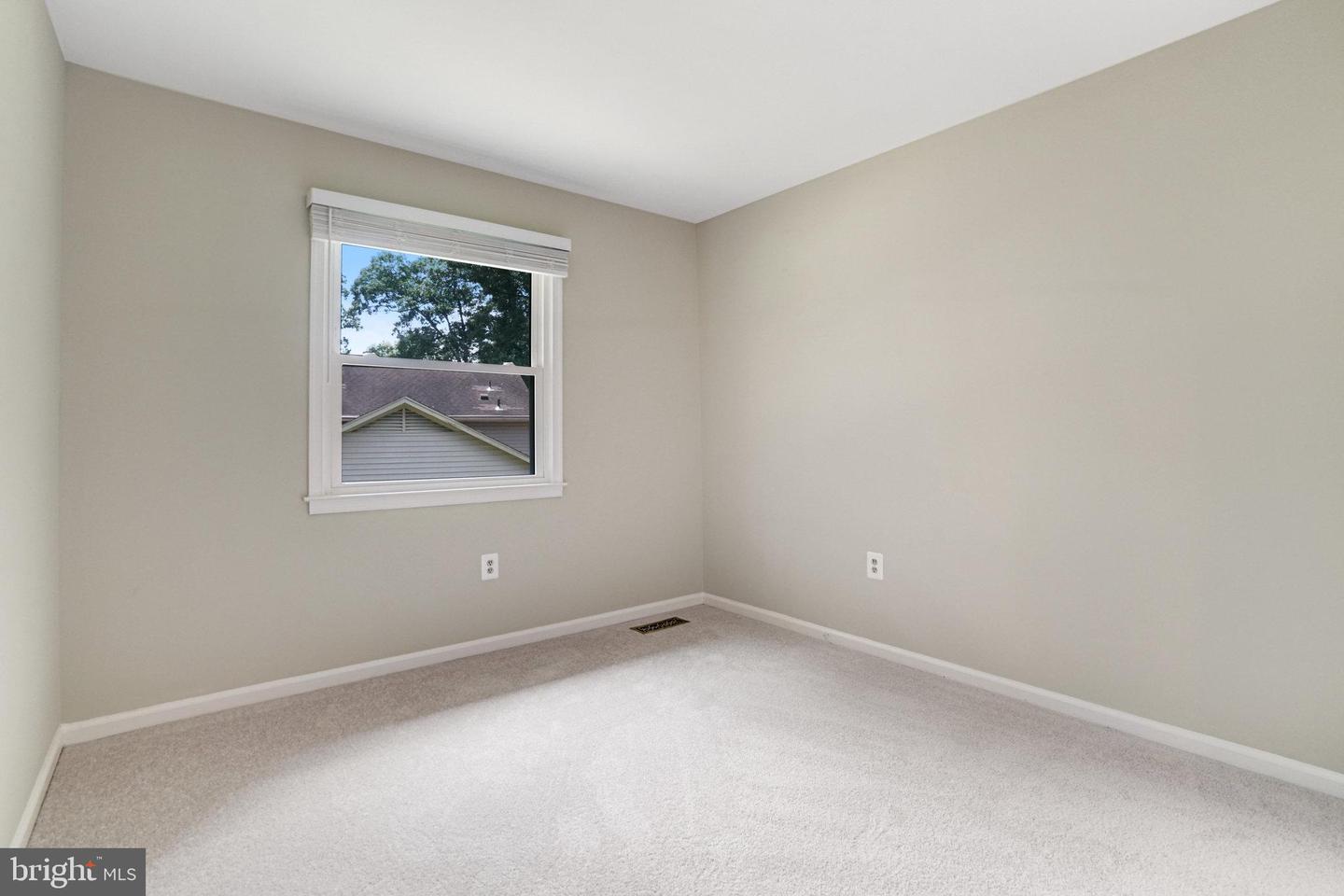 7208 FLOWER TUFT CT, SPRINGFIELD, Virginia 22153, 4 Bedrooms Bedrooms, ,2 BathroomsBathrooms,Residential,For sale,7208 FLOWER TUFT CT,VAFX2256602 MLS # VAFX2256602