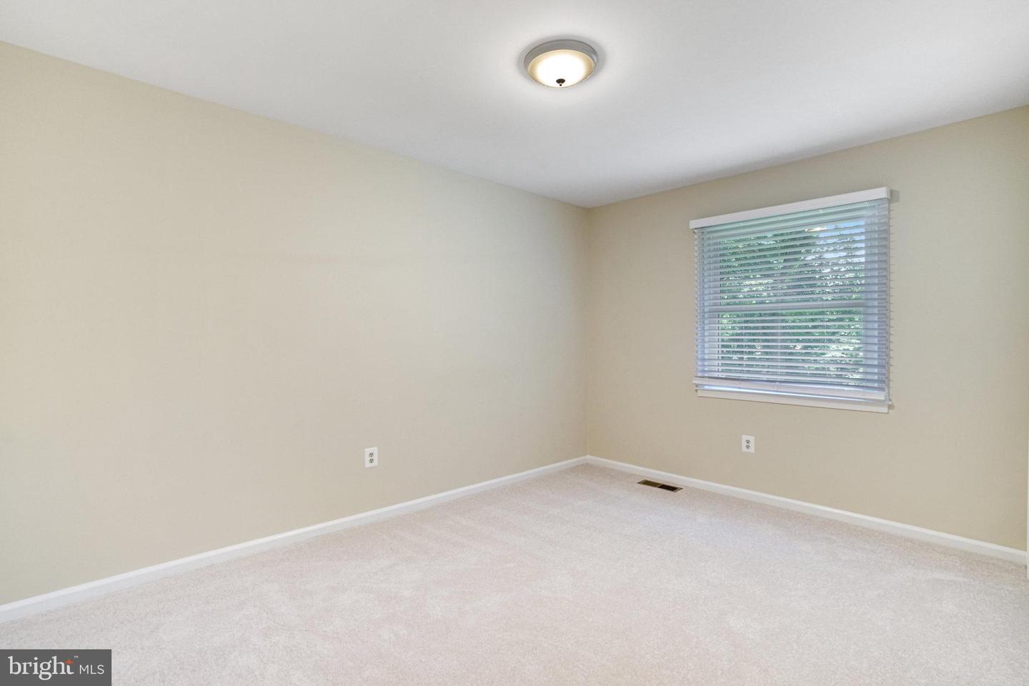 7208 FLOWER TUFT CT, SPRINGFIELD, Virginia 22153, 4 Bedrooms Bedrooms, ,2 BathroomsBathrooms,Residential,For sale,7208 FLOWER TUFT CT,VAFX2256602 MLS # VAFX2256602