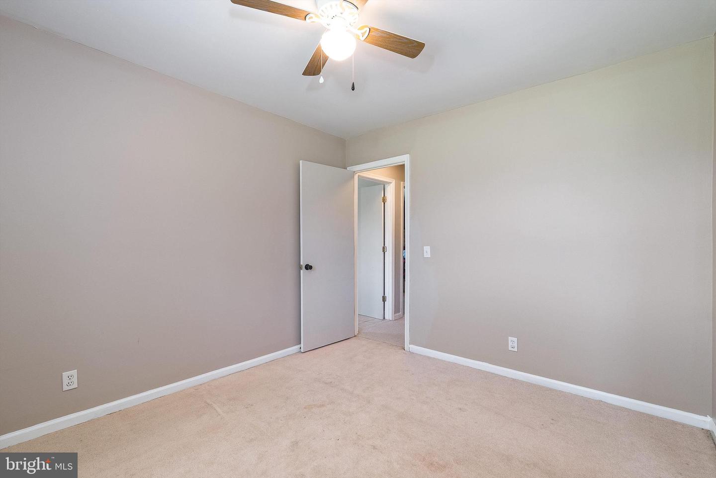 412 TRAYFOOT RD, GROTTOES, Virginia 24441, 6 Bedrooms Bedrooms, ,2 BathroomsBathrooms,Residential,For sale,412 TRAYFOOT RD,VAAG2002636 MLS # VAAG2002636
