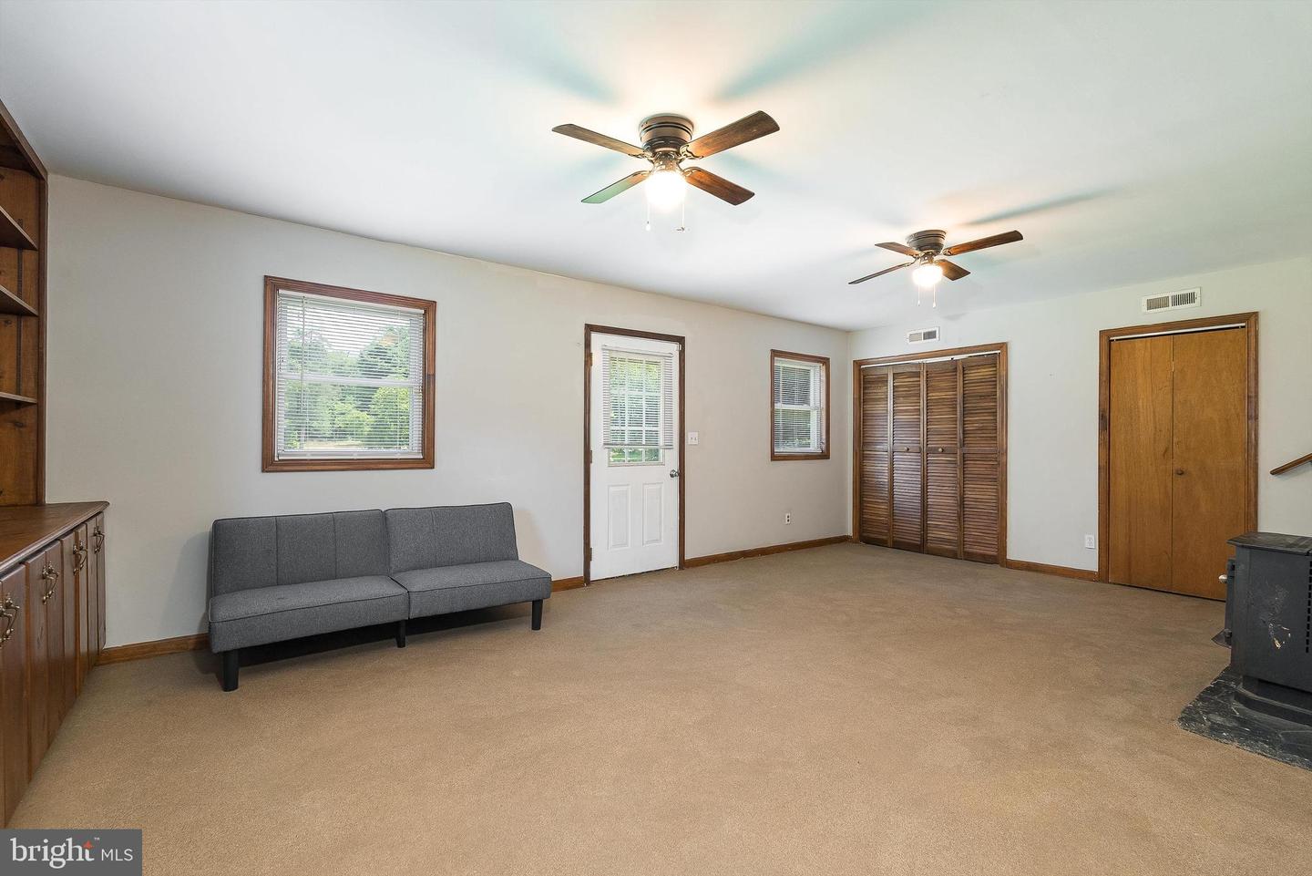 412 TRAYFOOT RD, GROTTOES, Virginia 24441, 6 Bedrooms Bedrooms, ,2 BathroomsBathrooms,Residential,For sale,412 TRAYFOOT RD,VAAG2002636 MLS # VAAG2002636