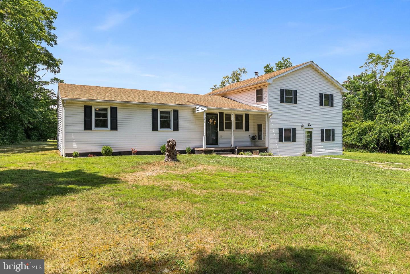 412 TRAYFOOT RD, GROTTOES, Virginia 24441, 6 Bedrooms Bedrooms, ,2 BathroomsBathrooms,Residential,For sale,412 TRAYFOOT RD,VAAG2002636 MLS # VAAG2002636