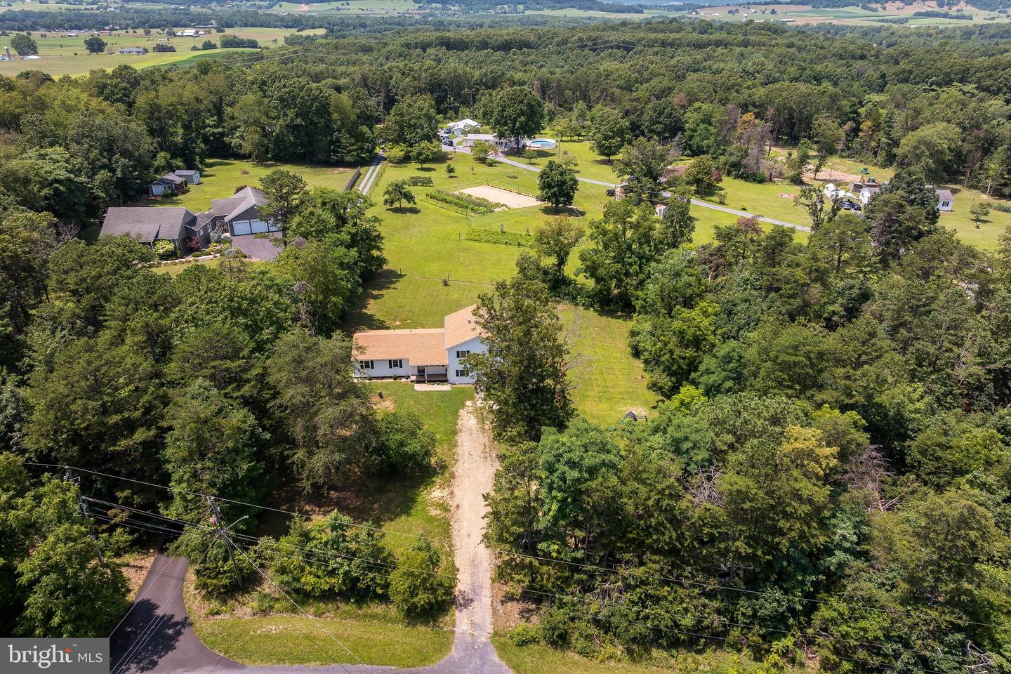 412 TRAYFOOT RD, GROTTOES, Virginia 24441, 6 Bedrooms Bedrooms, ,2 BathroomsBathrooms,Residential,For sale,412 TRAYFOOT RD,VAAG2002636 MLS # VAAG2002636