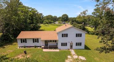 412 TRAYFOOT RD, GROTTOES, Virginia 24441, 6 Bedrooms Bedrooms, ,2 BathroomsBathrooms,Residential,For sale,412 TRAYFOOT RD,VAAG2002636 MLS # VAAG2002636