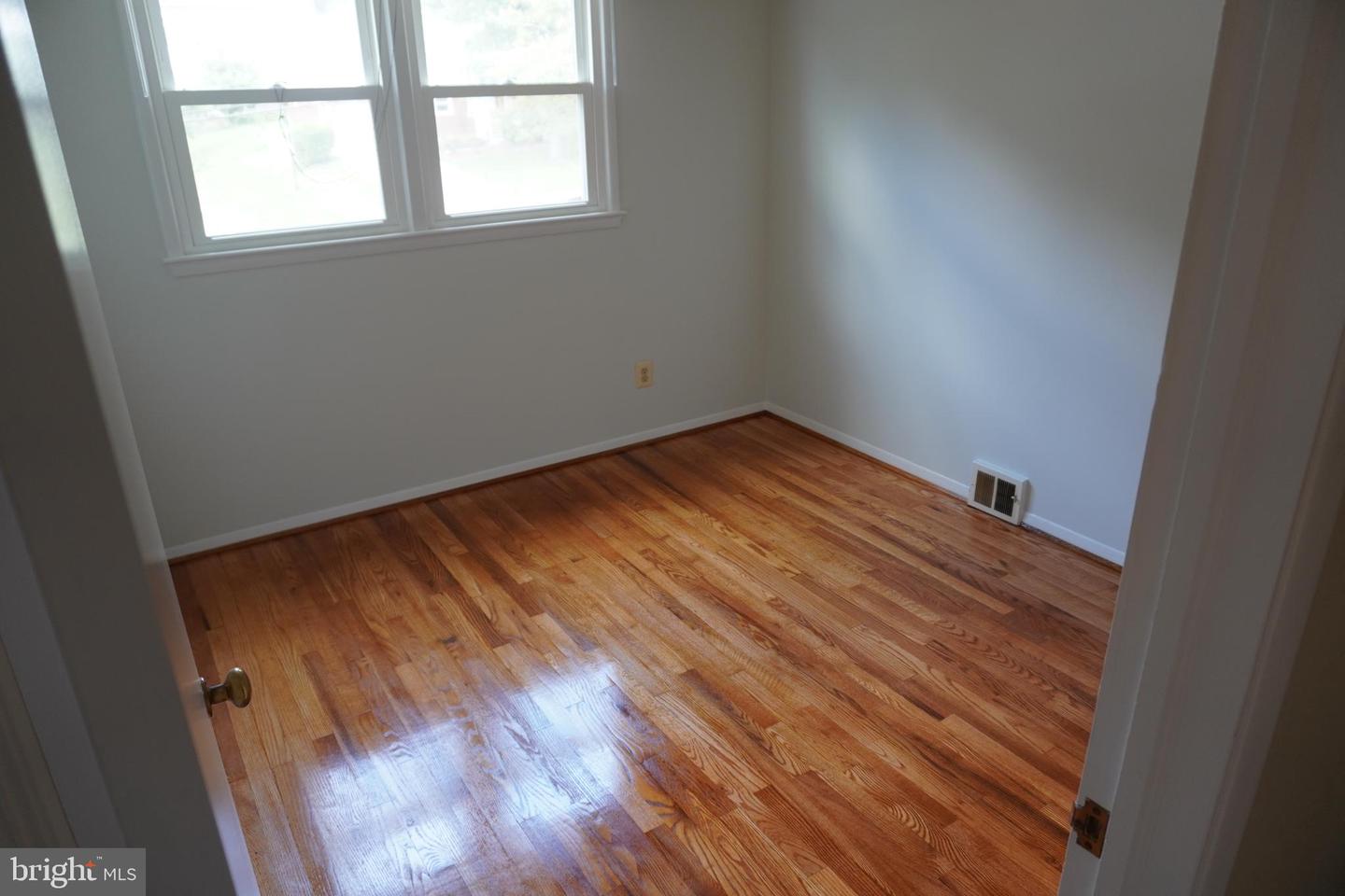 7425 FLORA ST, SPRINGFIELD, Virginia 22150, 3 Bedrooms Bedrooms, ,1 BathroomBathrooms,Residential,For sale,7425 FLORA ST,VAFX2256642 MLS # VAFX2256642