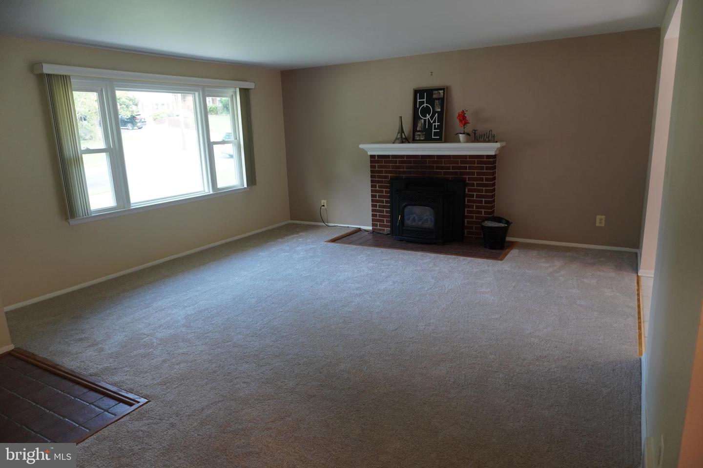 7425 FLORA ST, SPRINGFIELD, Virginia 22150, 3 Bedrooms Bedrooms, ,1 BathroomBathrooms,Residential,For sale,7425 FLORA ST,VAFX2256642 MLS # VAFX2256642
